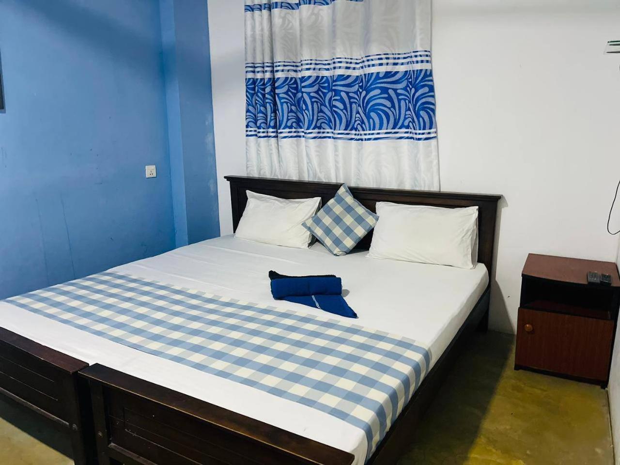 Sea Beach Resort Негомбо Экстерьер фото